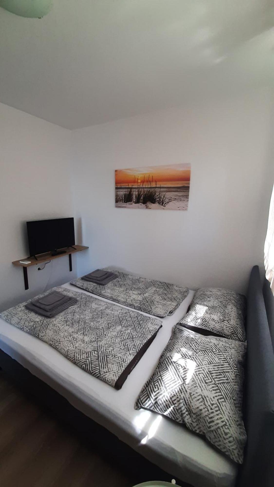 Apartma Niko Pirano Esterno foto